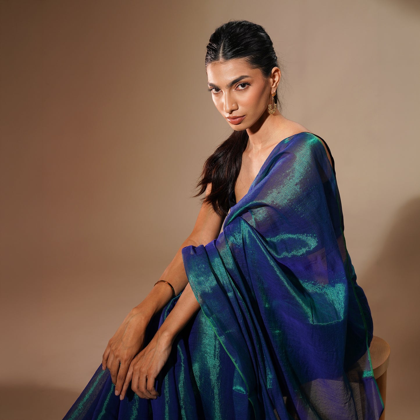 Neela Tissue Cotton Saree in Dual Tone Teal and Navy | With Blouse Piece