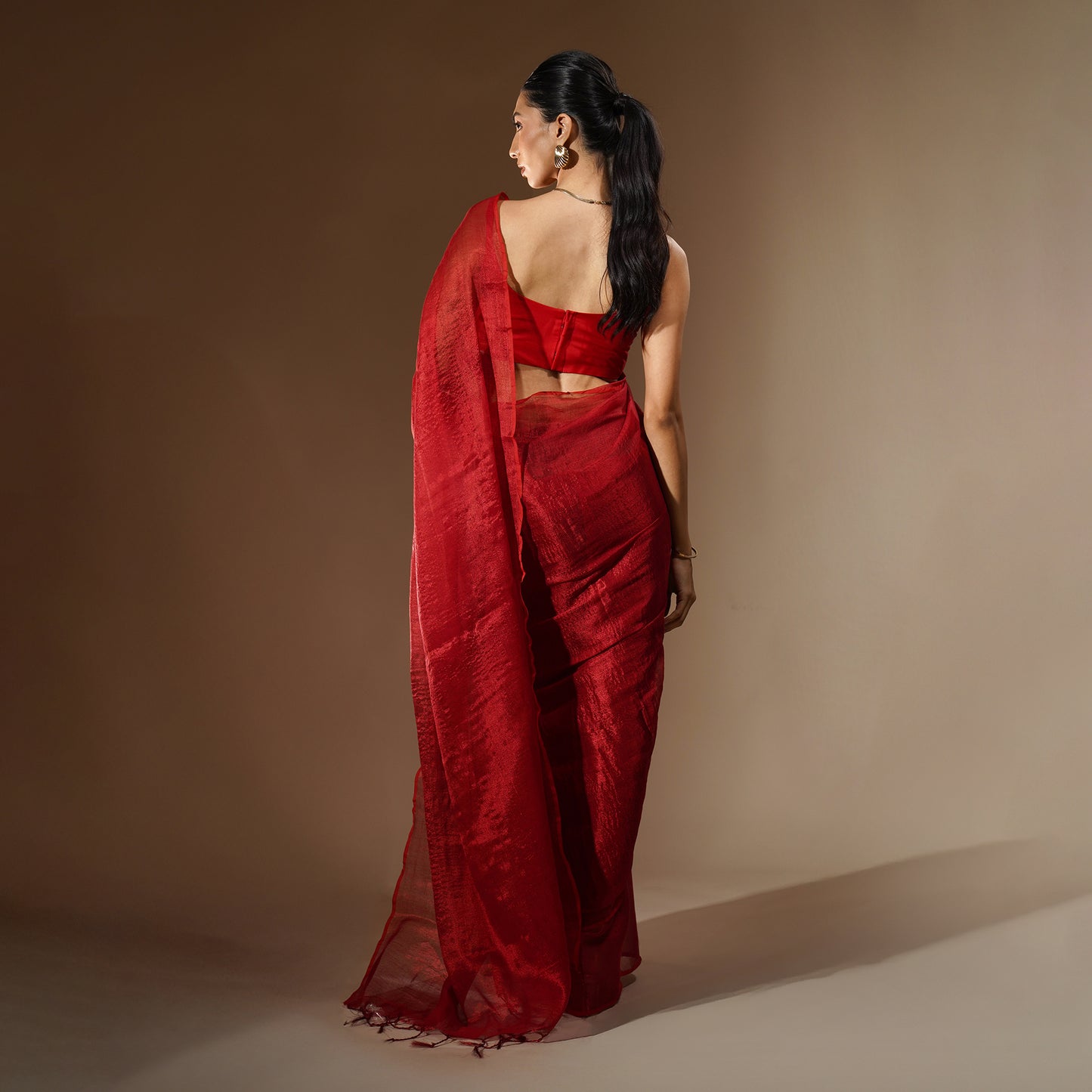 Laali Tissue Cotton Saree in Red